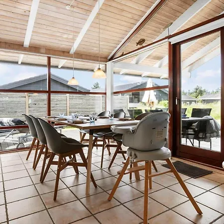 Holiday home Bl1203-blokhus-pirupshvarrevej-23 *