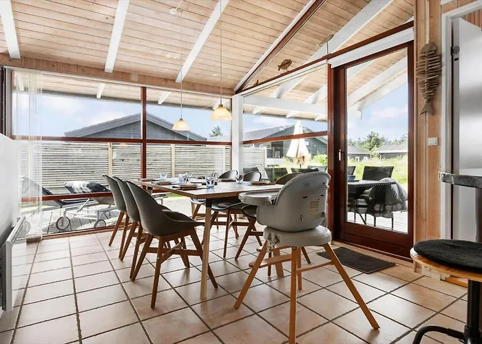 Holiday home Bl1203-blokhus-pirupshvarrevej-23 *